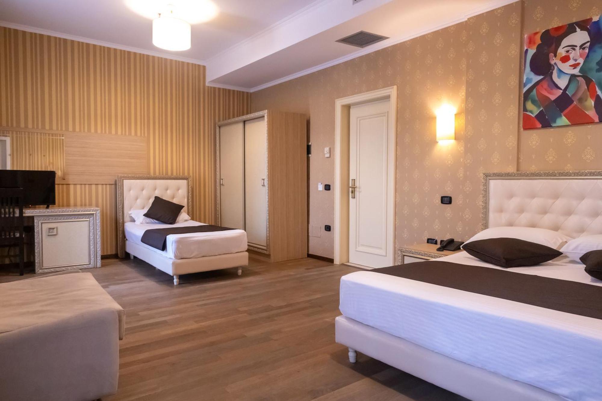 Hotel Amh