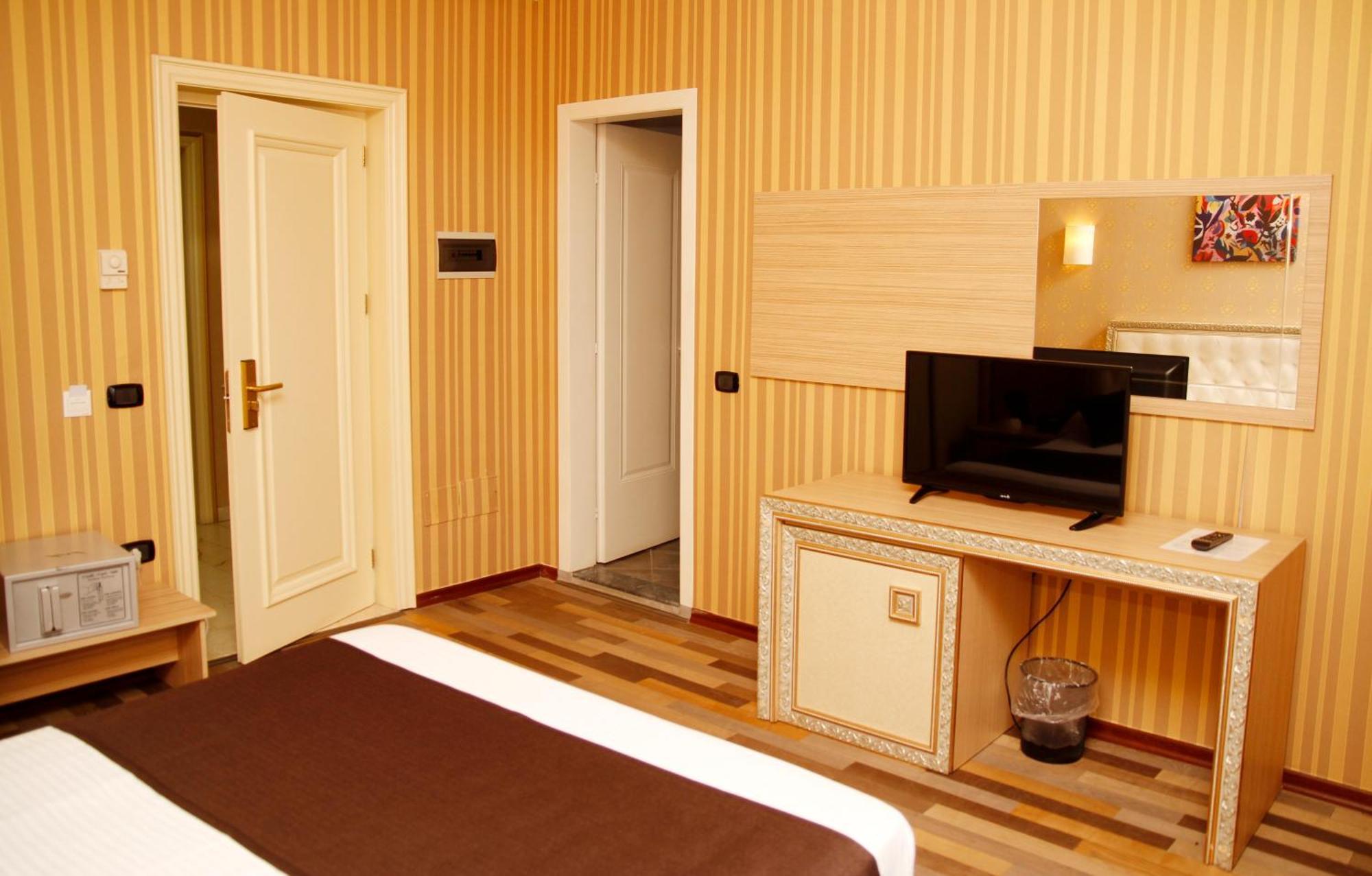 Amh Hotel Durrës