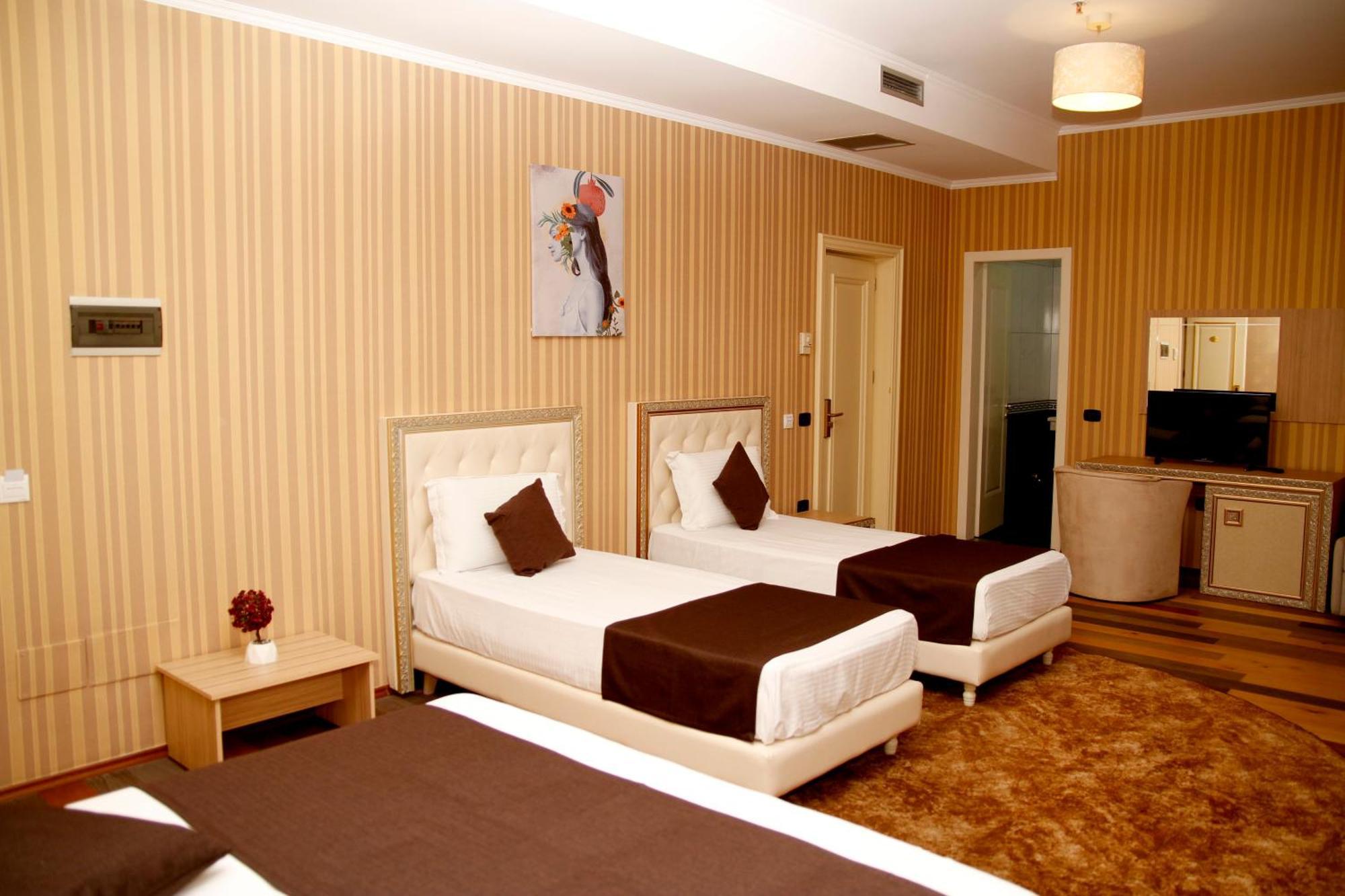 Amh Hotel 4*