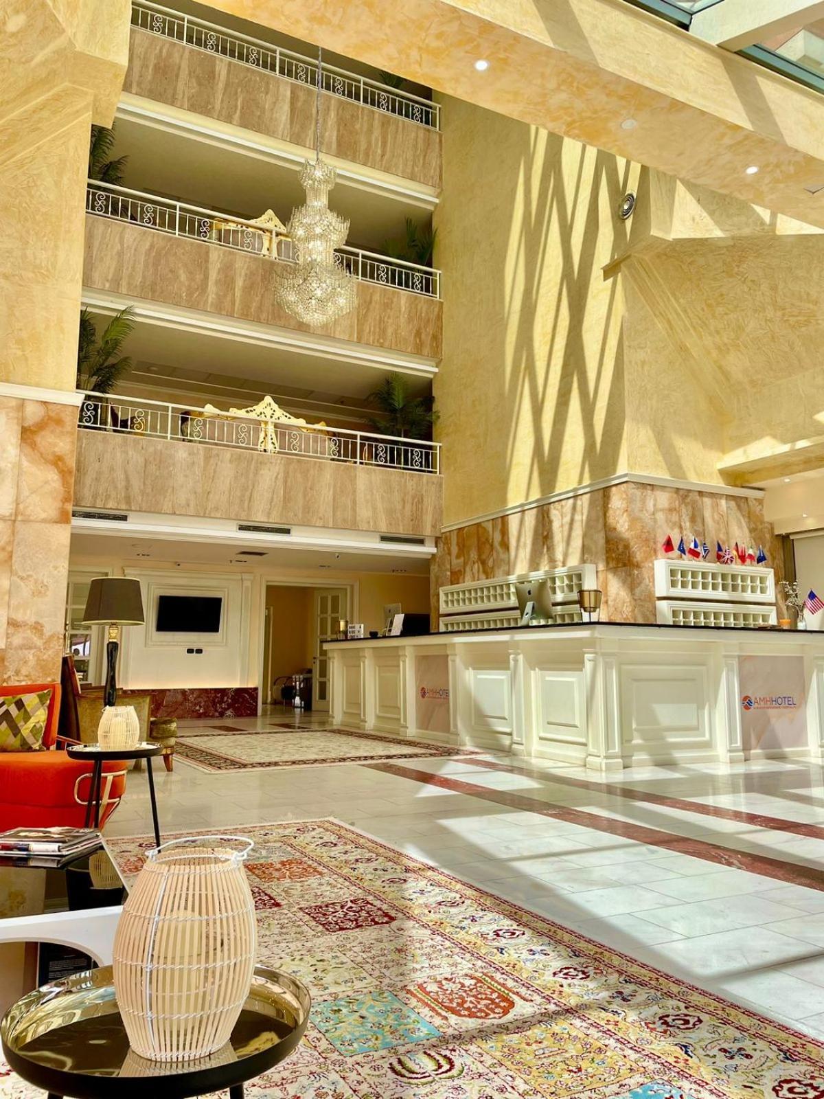 Hotel Amh 4*
